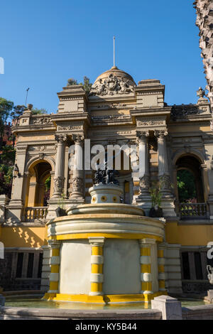 Weitwinkelaufnahme des Terraza Neptuno, Cerro Santa Lucia, Santiago, Chile. Stockfoto