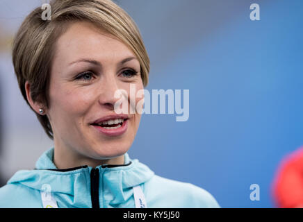 Ruhpolding, Deutschland. 13 Jan, 2018. Ehemalige Biathletin Magdalena Neuner spricht bei einer Pressekonferenz im Biathlon Weltcup in Ruhpolding, Deutschland, 13. Januar 2018. Credit: Sven Hoppe/dpa/Alamy leben Nachrichten Stockfoto