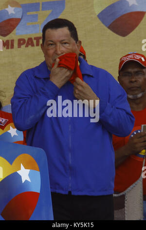 Valencia, Carabobo, Venezuela. 5. Aug 2012. August 05, 2012. Hugo Chavez, Präsident von Venezuela, macht eine politische mit Blick auf die Wiederwahl des Präsidenten. In Valencia, Carabobo Zustand. Foto: Juan Carlos Hernandez Credit: Juan Carlos Hernandez/ZUMA Draht/Alamy leben Nachrichten Stockfoto