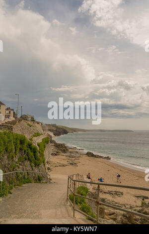 Ein Sturm gesehen, sich über die Lizard Halbinsel, Cornwall, England. Stockfoto