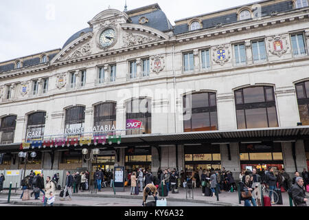Außen, Außen, Passagiere, Zug, Bahn, Eisenbahn, Station, Central, Main, Matabiau, Toulouse, Frankreich, Abteilung, der, Haute-Garonne, Region, Royal, Stockfoto