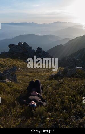 Die Arangieskop Wanderweg in der Nähe von Robertson in der Western Cape ist eine robuste 2-Tages Trail, der Wanderer durch den Langebergen in Das führt Stockfoto