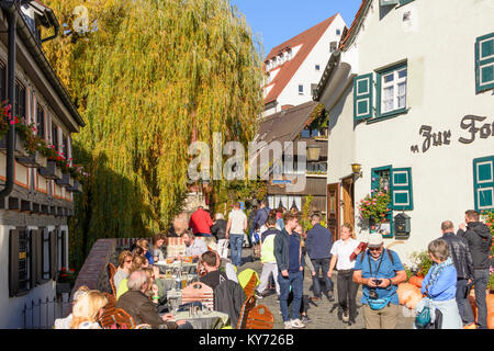 Ulm: Fischerviertel (Viertel) der Fischer auf dem Fluss Blau, mit Fachwerkhäusern, Schwäbische Alb, Schwäbische Alb, Baden-Württemberg, Deutschland Stockfoto