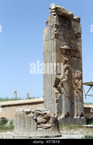 Bas-Relief auf der Stone Gate in Persepolis, Iran Stockfoto