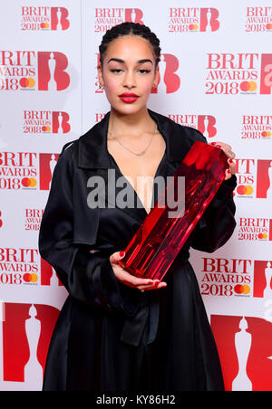 Jorja Smith die Teilnahme an der Brit Awards 2018 Nominierungen Ereignis am ITV Studios in Southbank, London statt. Stockfoto