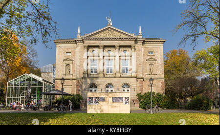 Fassade des Deutschen Theaters in Göttingen, Deutschland Stockfoto