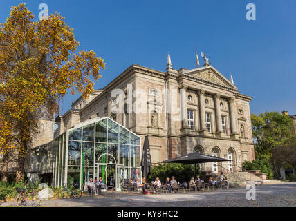 Cafe am Deutschen Theater in Göttingen, Deutschland Stockfoto