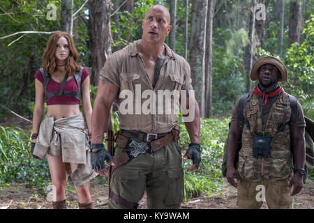 Jumanji: Willkommen im Dschungel ist eine bevorstehende Amerikanische 3D Action Adventure Film unter der Regie von Jake Kasdan und von Chris McKenna, Erik Sommers, Scott Rosenberg und Jeff Pinkner geschrieben. Dieses Foto ist nur für den redaktionellen Gebrauch bestimmt und unterliegen dem Copyright der Film Company und/oder der Fotograf durch den Film oder die Produktion Firma zugewiesen und kann nur reproduziert durch Veröffentlichungen im Zusammenhang mit der Förderung der oben genannten Film. Eine obligatorische Gutschrift auf dem Film Firma ist erforderlich. Der Fotograf sollte auch angerechnet werden, wenn bekannt. Stockfoto