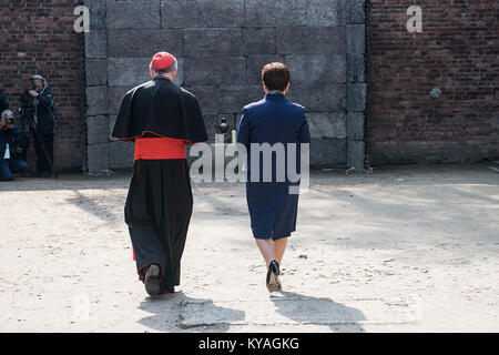 Premier Szydło ich papież Franciszek w Muzeum Auschwitz-Birkenau - 28595193256 Stockfoto