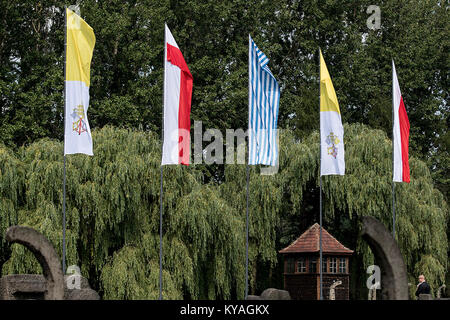 Premier Szydło ich papież Franciszek w Muzeum Auschwitz-Birkenau - 28343439410 Stockfoto