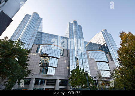 Die Rückseite der Gebäude des Europäischen Parlaments in Brüssel. Stockfoto