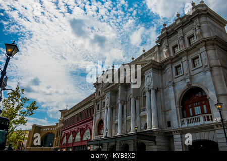 Gebäude aus der Harry Potter Welt in Universal Studios Theme Park in Orlando. Stockfoto