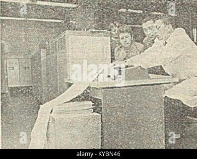 Der NCR-315 war ein früheres Computermodell, das in den 1960er Jahren von der National Cash Register Company produziert wurde Es wurde für Datenverarbeitung und Geschäftsanwendungen verwendet, was den technologischen Fortschritt in der Computertechnik Mitte des 20. Jahrhunderts repräsentiert. Stockfoto