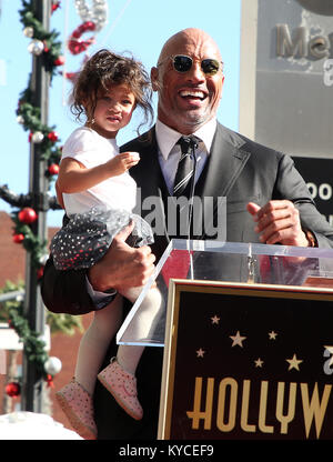 Dwayne Johnson mit Stern auf dem Hollywood Walk of Fame geehrt mit: Jasmin Johnson, Dwayne Johnson Wo: Hollywood, California, United States Wenn: 13 Dez 2017 Credit: FayesVision/WENN.com Stockfoto