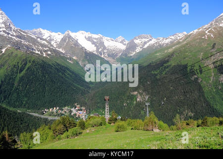 Das Bild der Standseilbahn in Kaukasus Stockfoto