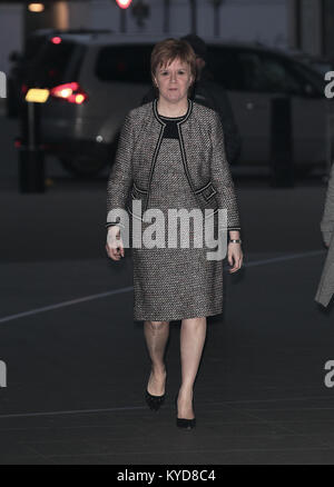 London, Großbritannien. 14. Januar, 2018. Nicola Sturgeon, Erster Minister Schottlands bei den BBC Studios in London Credit gesehen: RM Presse/Alamy leben Nachrichten Stockfoto