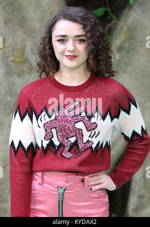 London, Großbritannien. 14. Januar, 2018. Maisie Williams, der frühe Mensch - Weltpremiere, BFI IMAX, London, UK, 14. Januar 2018, Foto von Richard Goldschmidt Credit: Rich Gold/Alamy leben Nachrichten Stockfoto