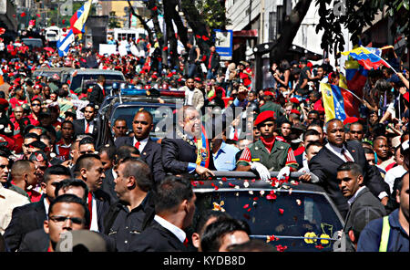 Caracas, Distrito Capital, Venezuela. 13. Jan 2012. Januar 13, 2012. (C) Hugo Chavez, Präsident von Venezuela, Adressen der Nationalen Versammlung" sein Gedächtnis und der Jahresrechnung seiner Regierung zu präsentieren, in Caracas. Venezuela. Foto: Juan Carlos Hernandez Credit: Juan Carlos Hernandez/ZUMA Draht/Alamy leben Nachrichten Stockfoto