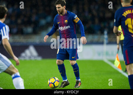 San Sebastian, Spanien. 14 Jan, 2018. (10) Lionel Messi während der spanischen La Liga Fußball Match zwischen Real Sociedad und F.C. Barcelona, in Anoeta Stadium, in San Sebastian, Nordspanien, Sonntag, Januar. 14., 2018. Credit: Gtres Información más Comuniación auf Linie, S.L./Alamy leben Nachrichten Stockfoto