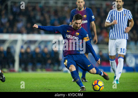 San Sebastian, Spanien. 14 Jan, 2018. (10) Lionel Messi während der spanischen La Liga Fußball Match zwischen Real Sociedad und F.C. Barcelona, in Anoeta Stadium, in San Sebastian, Nordspanien, Sonntag, Januar. 14., 2018. Credit: Gtres Información más Comuniación auf Linie, S.L./Alamy leben Nachrichten Stockfoto