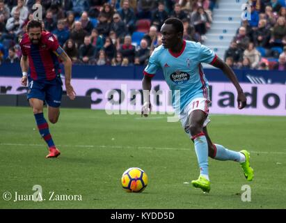 Encuentro De la 19 ª Jornada de La Liga Santander entre El Levante Vs Celta de Vigo en el Estadio Ciudad de Valencia. Resultado 0-1, Sisto. Stockfoto