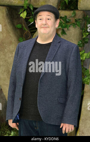 VIP-Ankünfte am frühen Menschen Weltpremiere auf der BFI IMAX in Central London. Stockfoto