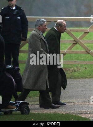 Sandringham, Norfolk, Großbritannien. 14 Jan, 2018. Prinz Philip, Herzog von Edinburgh an der St. Maria Magdalena Kirche Sonntag Morgen, in Sandringham, Norfolk, am Januar 14, 2018 Credit: Paul Marriott/Alamy leben Nachrichten Stockfoto