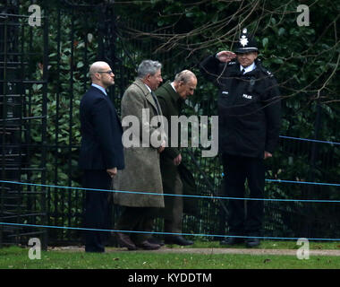 Sandringham, Norfolk, Großbritannien. 14 Jan, 2018. Prinz Philip, Herzog von Edinburgh an der St. Maria Magdalena Kirche Sonntag Morgen, in Sandringham, Norfolk, am Januar 14, 2018 Credit: Paul Marriott/Alamy leben Nachrichten Stockfoto