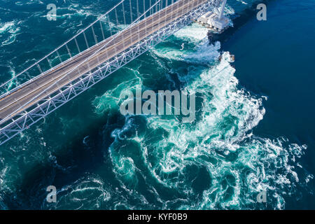 Onaruto Brücke, Blick von Naruto Stadt, Präfektur Tokushima, Japan. Stockfoto