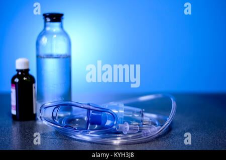 Medizinische Zerstäuber für die Behandlung von Bronchitis. Kamera gege Stockfoto