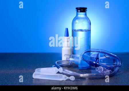 Medizinische Zerstäuber für die Behandlung von Bronchitis. Kamera gege Stockfoto