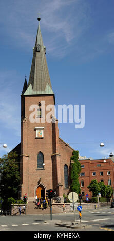 Norwegen. Oslo. Blick auf die Kathedrale von St. Olav, im neogotischen Stil zwischen 1852 und 1856 gebaut von der deutschen Architekten Heinrich Ernst Schirmer (1814-1887) und Wilhelm von Hanno (1826-1882). Stockfoto