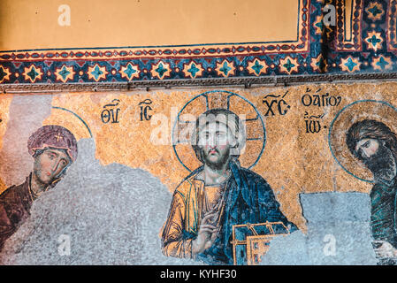 Jesus Christus Pantokrator, Detail von deesis byzantinisches Mosaik in der Hagia Sophia, der Griechisch-orthodoxen christlichen Basilika, Kirche. Istanbul, Türkei, Mar Stockfoto