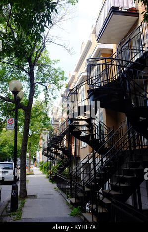 Außerhalb Spindeltreppe in der Hochebene Nachbarschaft von Montreal in Kanada. Stockfoto