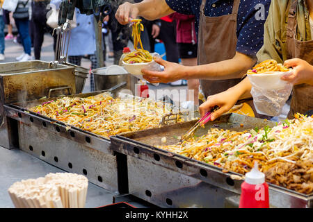 Koreanischen Stil Yaki Nudeln (Koreanische Street Food) Stockfoto