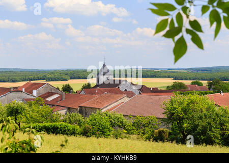 Frankreich, Haute-Marne (52), Colombey-les-Deux-Églises, Le village // Frankreich, Haute-Marne, Vitry-le-François, das Dorf Stockfoto