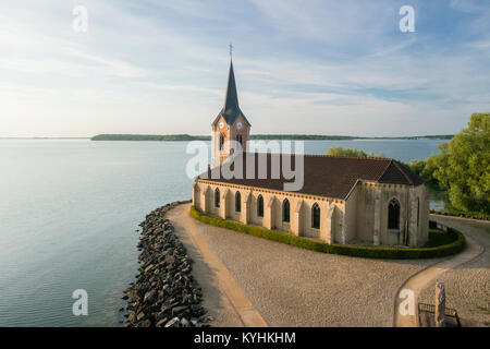 Frankreich, Haute-Marne (52), Éclaron-Braucourt-Sainte-Livière, Lac du Der-Chantecoq, Braucourt, Presqu'île de Champaubert, église de Champaubert Überbleibsel Stockfoto