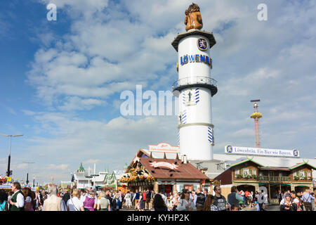 München, München: Oktoberfest: Bierzelt von Löwenbräu, Oberbayern, Oberbayern, Bayern, Bayern, Deutschland Stockfoto