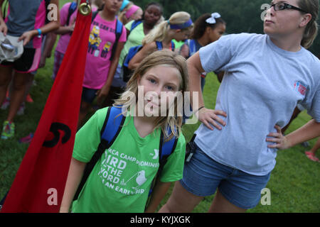 Mehr als 200 Kinder nahmen an der Kentucky National Guard Lager 4-H in Nancy, Ky., Juli 20-24, 2015. (Foto von Olivia Burton) Stockfoto