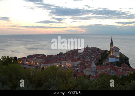 Panoramablick auf die Stadt Piran in Istrien Stockfoto