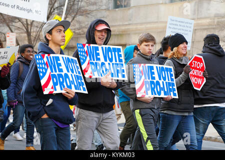 Raleigh, North Carolina. 13. Januar, 2018. Pro-life-Kundgebung und Demonstration in der Innenstadt von Raleigh. Stockfoto