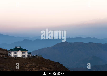 Traumhaus, Prashar See, Himachal Pradesh, Indien Stockfoto