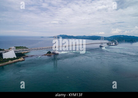 Onaruto Brücke, Blick von Naruto Stadt, Präfektur Tokushima, Japan. Stockfoto