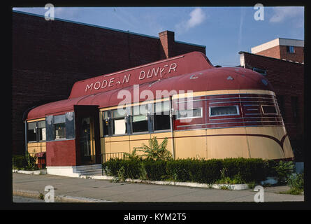 Moderne Diner, diagonal vorn, Dexter Avenue, Pawtucket, Rhode Island 24895037808 o Stockfoto