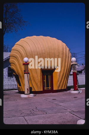 Shell Gas Station (Wiederherstellung), Winston - Salem, North Carolina (LOC) 37143727613 o Stockfoto