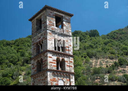 Santa Maria Extra Moenia, mittelalterliche Kirche in Cassino (Frosinone, Latium, Italien), Anbauteile außen Stockfoto