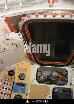 Foto aus dem Projekt Mercury der NASA, das das frühe bemannte Raumfahrtprogramm zeigt, das darauf abzielte, die ersten amerikanischen Astronauten ins All zu schicken. Dieses Bild ist Teil der historischen Sammlung, die die Entwicklung der Weltraumforschung in den 1960er Jahren dokumentiert Stockfoto