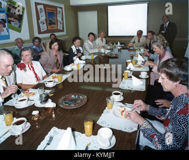 Ein historisches Bild aus der Wally Schirra Kollektion, das einen wichtigen Moment im Leben des Astronauten Wally Schirra festnimmt. Stockfoto