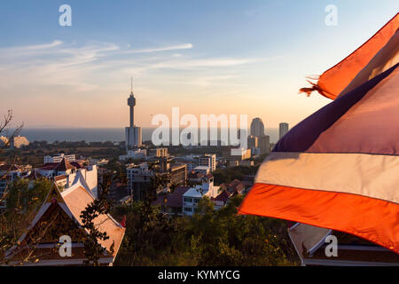 Anzeigen von Pattaya am Sonnenuntergang in Thailand Stockfoto