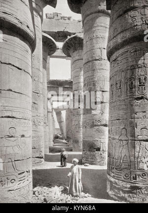 Säulen der großen Säulenhalle aus dem Revier des Amun-Re im Großen Tempel von Karnak, Ägypten. Von den Wundern der Welt, veröffentlicht C 1920. Stockfoto